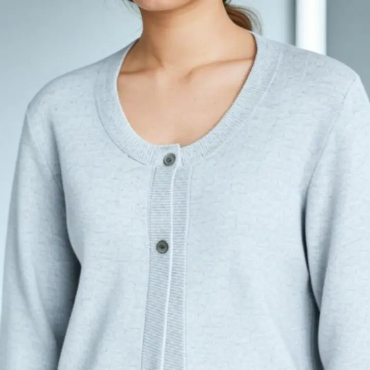 Kolekcja dzianin Cloth Purchase prezentująca wyselekcjonowane swetry i kardigany